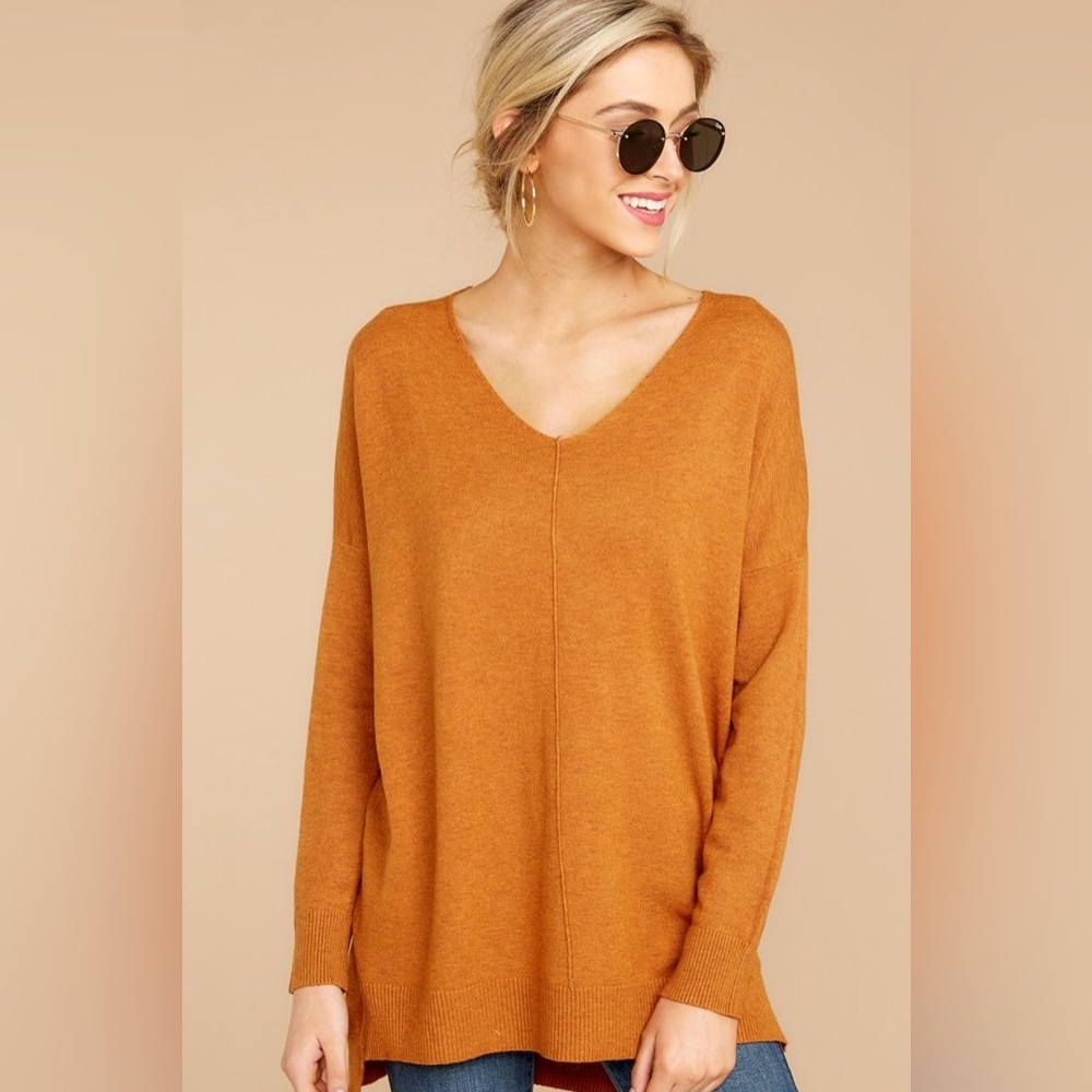 Soft v-neck drop shoulder sweater size m/l 08-23
